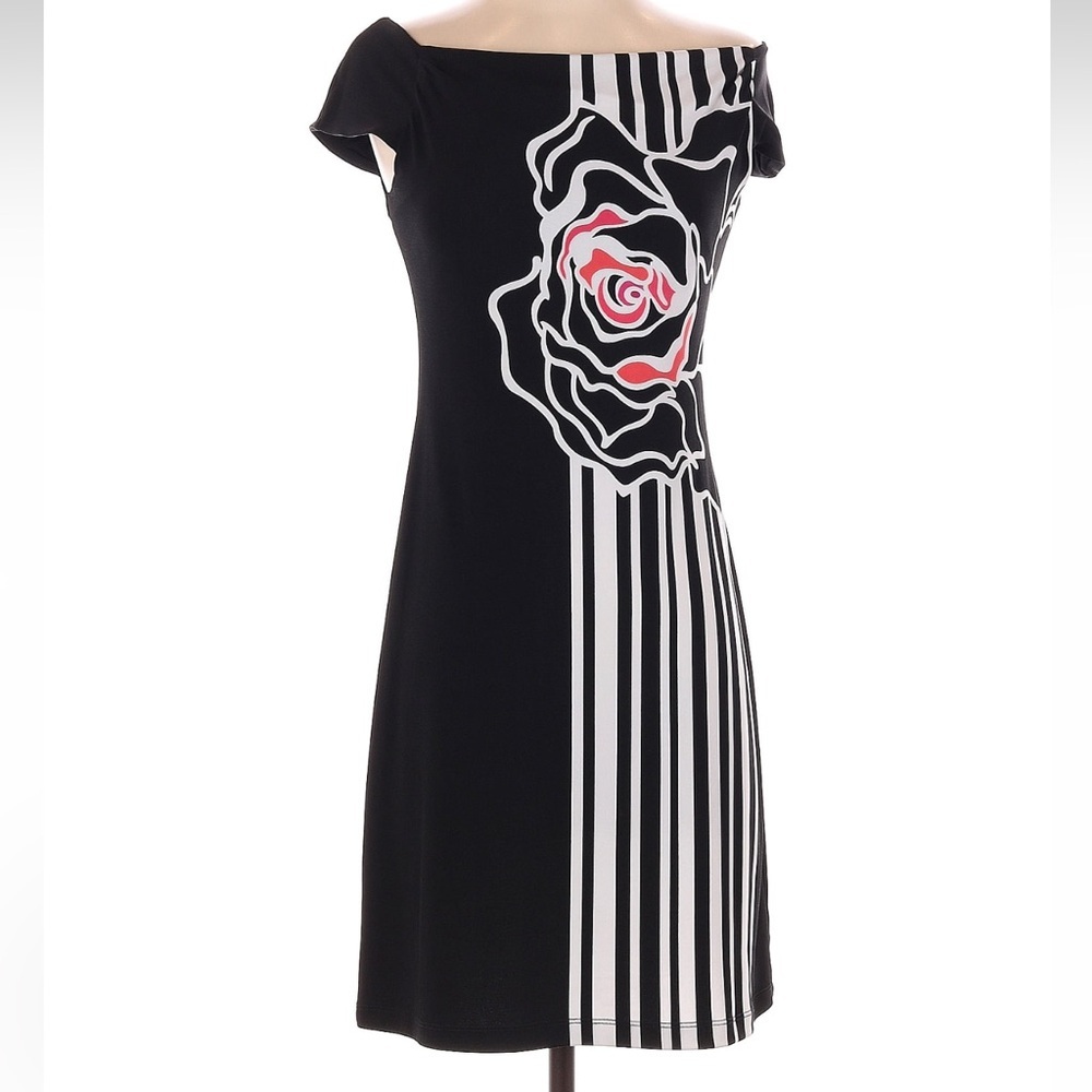 White House Black Market WHBM Floral Abstract Off The Shoulders Dress Size XXS